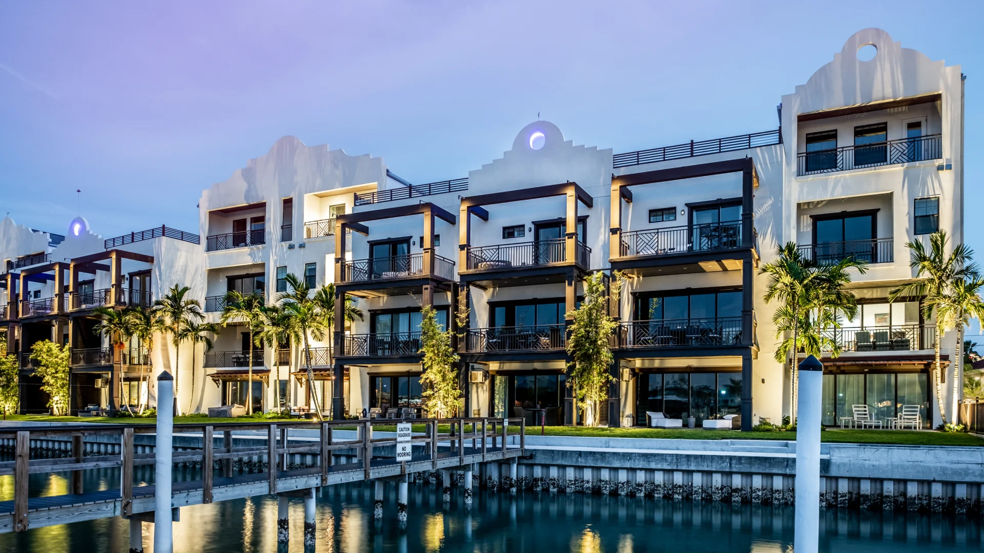 commercial landscape lighting cape coral Florida