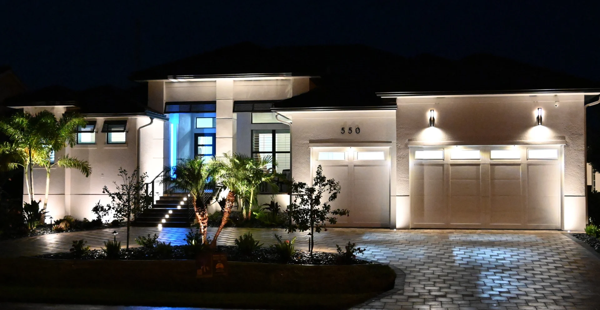 landscape lighting installer Florida